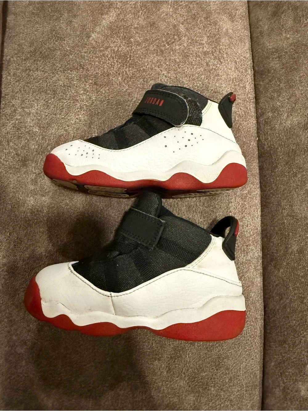 Jordan toddler rings